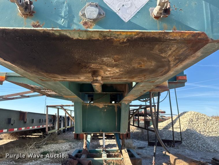 image for item ET1743 Lufkin CM-320D-305-100 pump jack