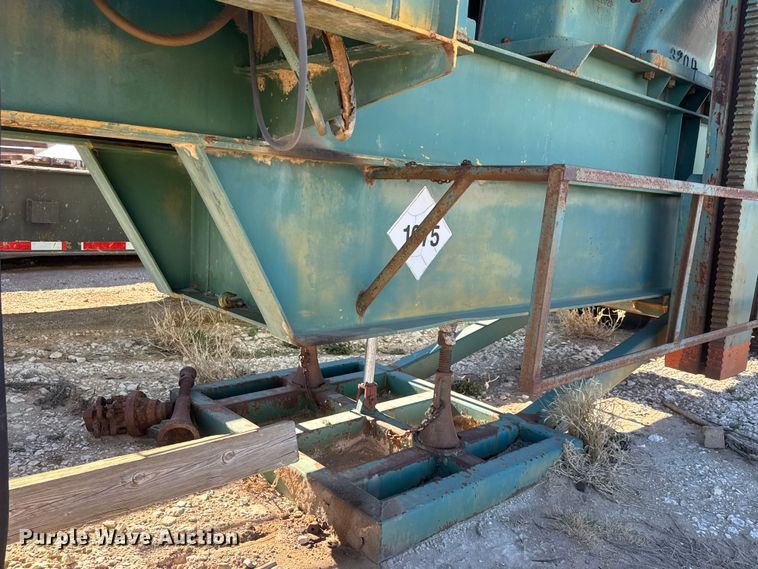 image for item ET1743 Lufkin CM-320D-305-100 pump jack