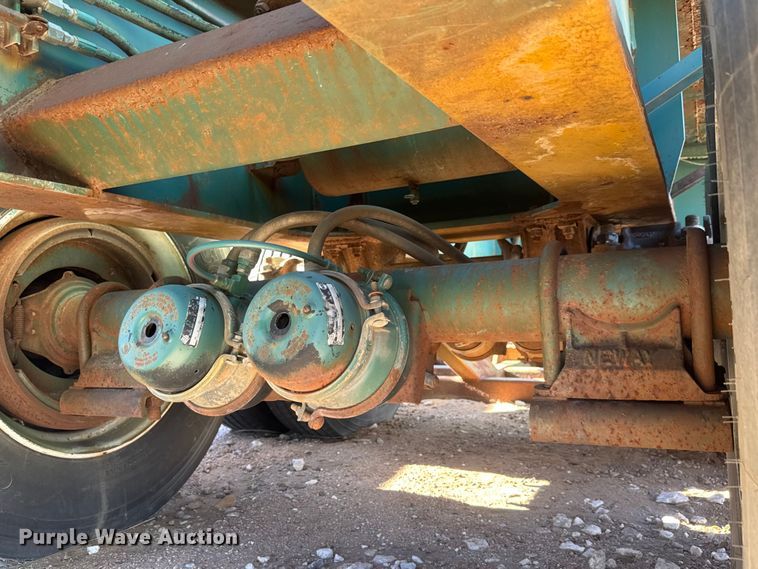 image for item ET1743 Lufkin CM-320D-305-100 pump jack