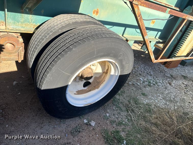 image for item ET1743 Lufkin CM-320D-305-100 pump jack