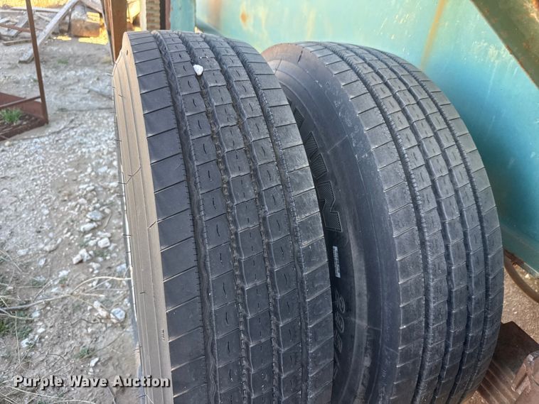 image for item ET1743 Lufkin CM-320D-305-100 pump jack