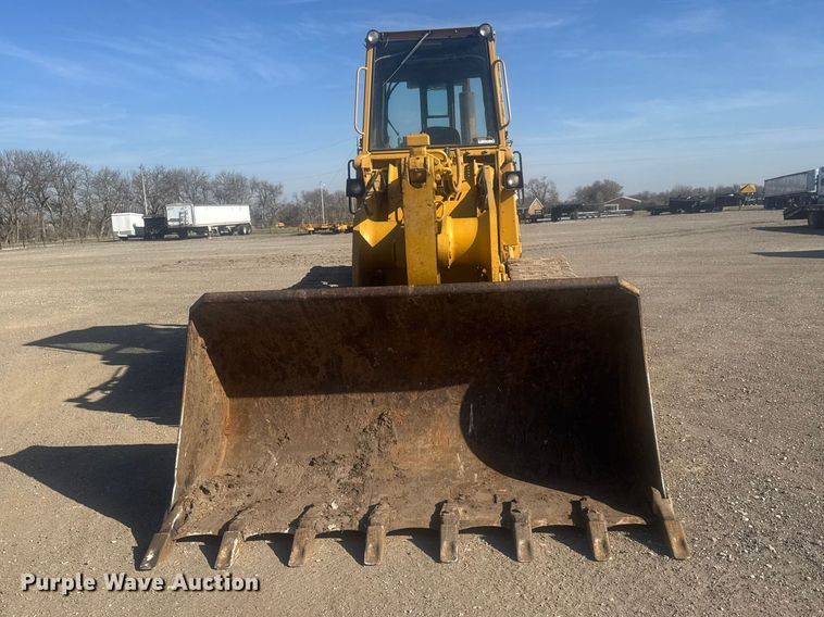 image for item ET1796 1986 Caterpillar 963 track loader