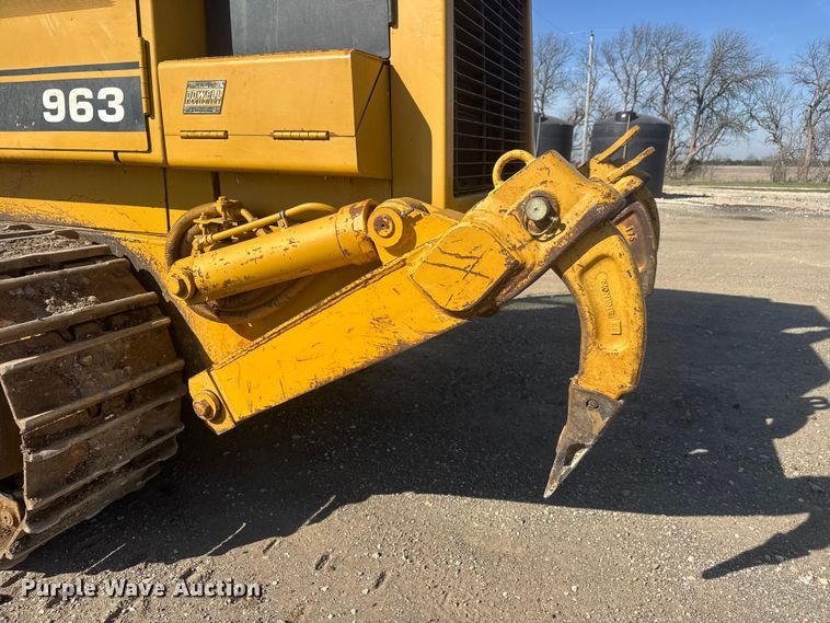 image for item ET1796 1986 Caterpillar 963 track loader
