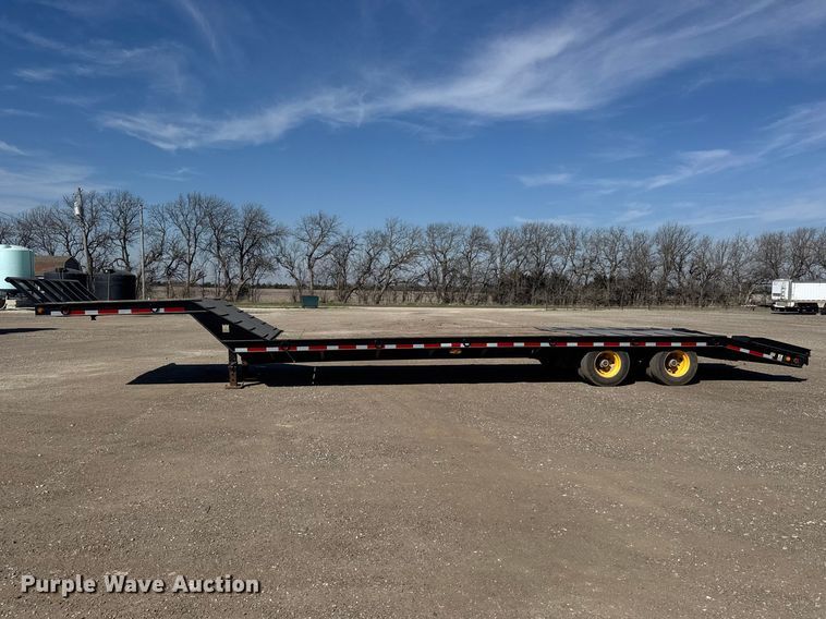 image for item ET1797 2004 Trail King TK50-412 drop deck equipment trailer