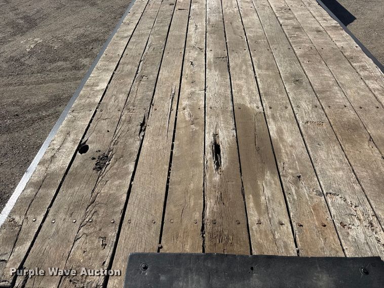 image for item ET1797 2004 Trail King TK50-412 drop deck equipment trailer