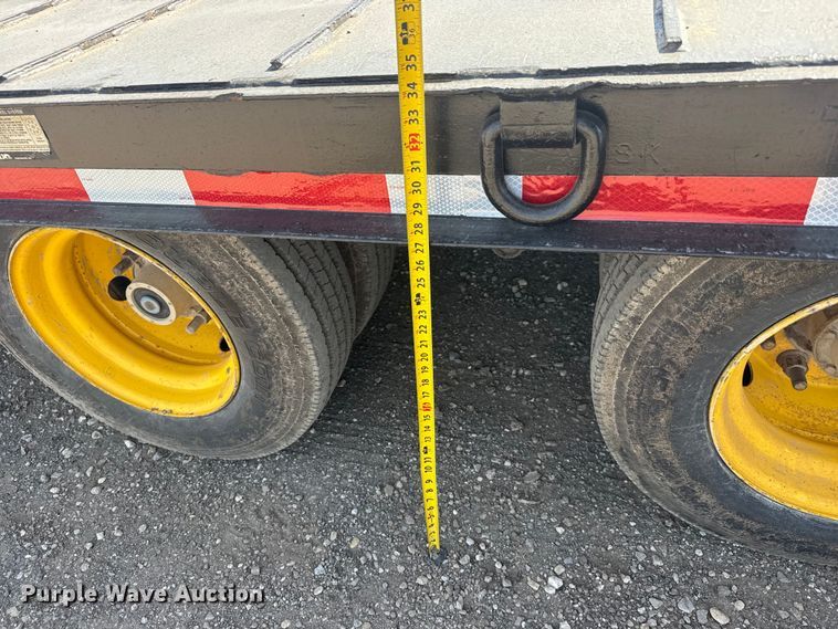 image for item ET1797 2004 Trail King TK50-412 drop deck equipment trailer