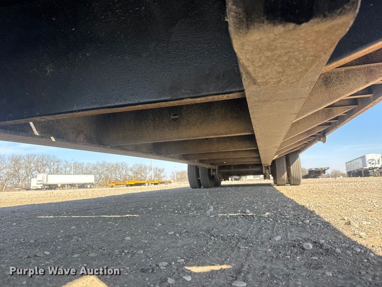 image for item ET1797 2004 Trail King TK50-412 drop deck equipment trailer