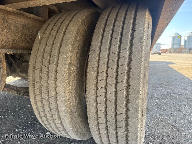 image for item ET1797 2004 Trail King TK50-412 drop deck equipment trailer