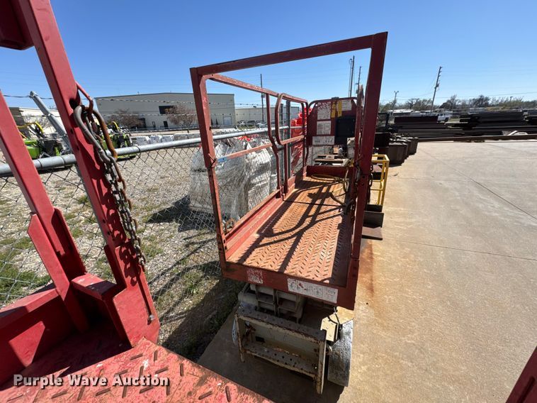 image for item ET1806 Scissor lift