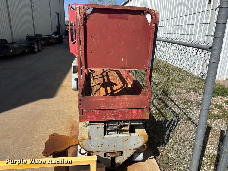 image for item ET1806 Scissor lift