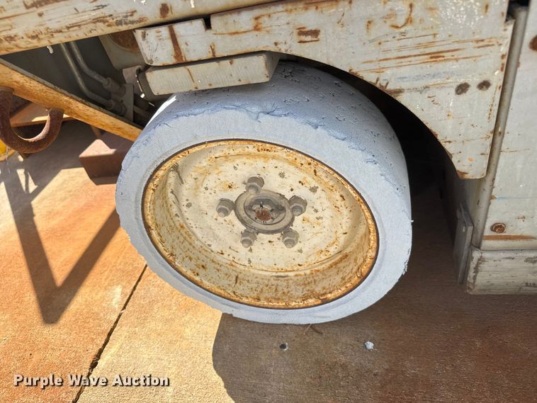 image for item ET1806 Scissor lift