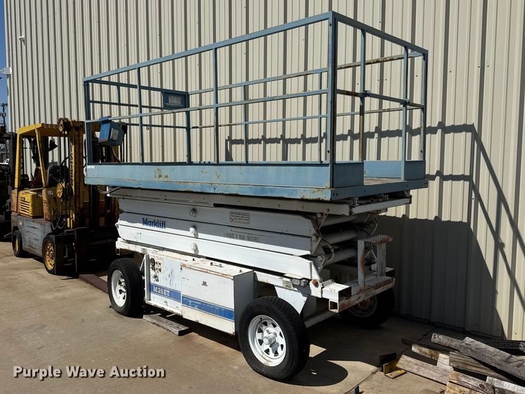 image for item ET1807 Mark M25ET scissor lift