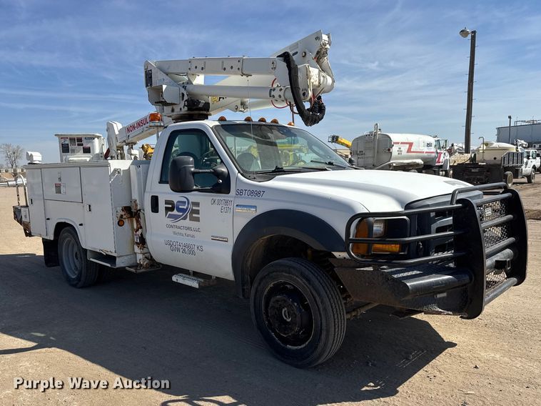 image for item ET1811 2007 Ford F450 Super Duty XL bucket truck