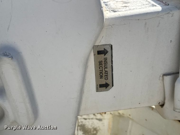 image for item ET1811 2007 Ford F450 Super Duty XL bucket truck