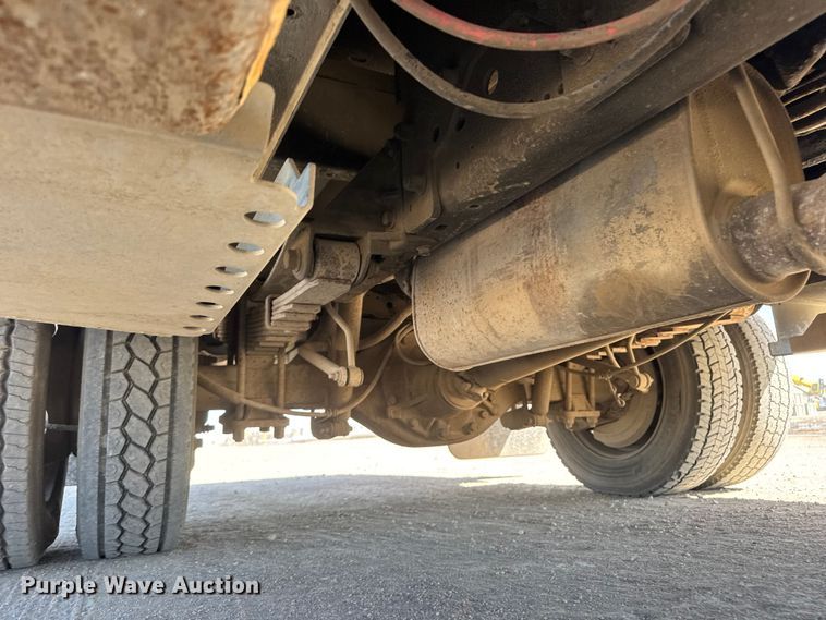 image for item ET1811 2007 Ford F450 Super Duty XL bucket truck