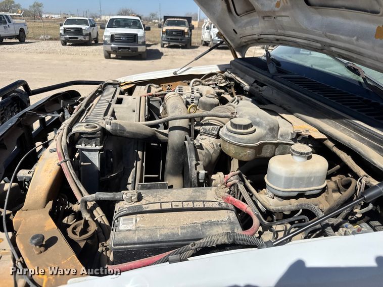 image for item ET1811 2007 Ford F450 Super Duty XL bucket truck