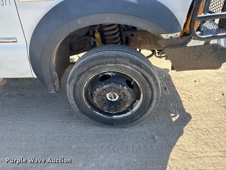 image for item ET1811 2007 Ford F450 Super Duty XL bucket truck