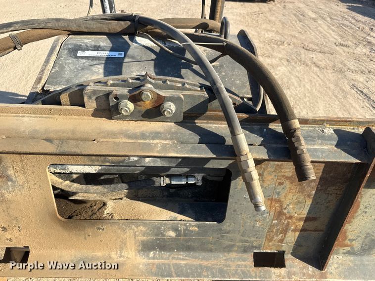 image for item ET1812 2014 Bobcat 24PLA skid steer cold planer