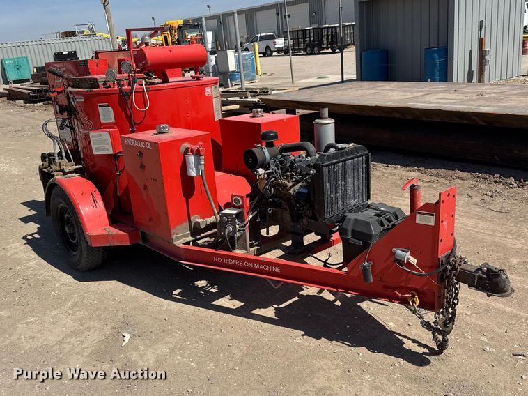 image for item ET1813 1999 Crafco EZ POUR 100D melter applicator