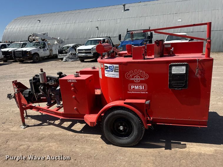 image for item ET1813 1999 Crafco EZ POUR 100D melter applicator