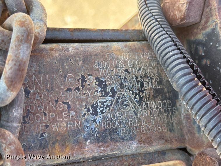 image for item ET1813 1999 Crafco EZ POUR 100D melter applicator