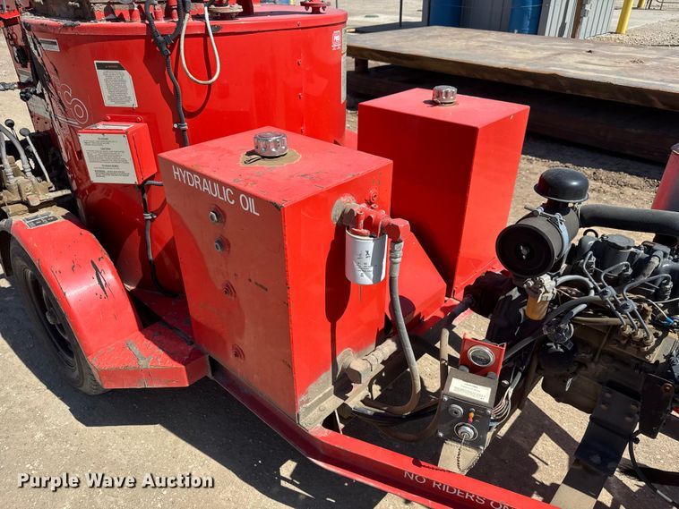 image for item ET1813 1999 Crafco EZ POUR 100D melter applicator