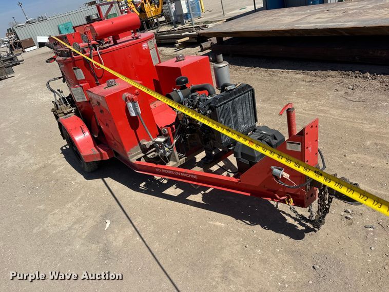 image for item ET1813 1999 Crafco EZ POUR 100D melter applicator