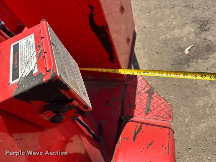 image for item ET1813 1999 Crafco EZ POUR 100D melter applicator