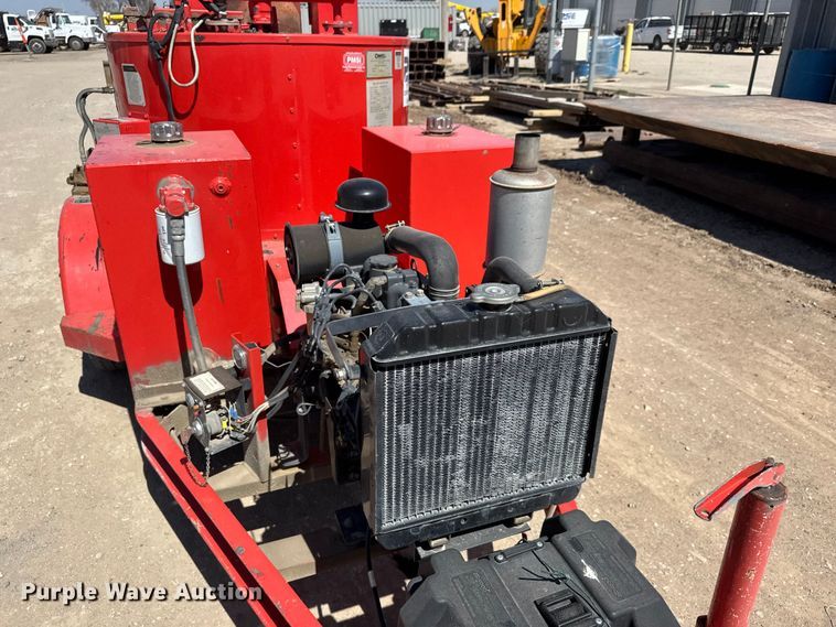 image for item ET1813 1999 Crafco EZ POUR 100D melter applicator