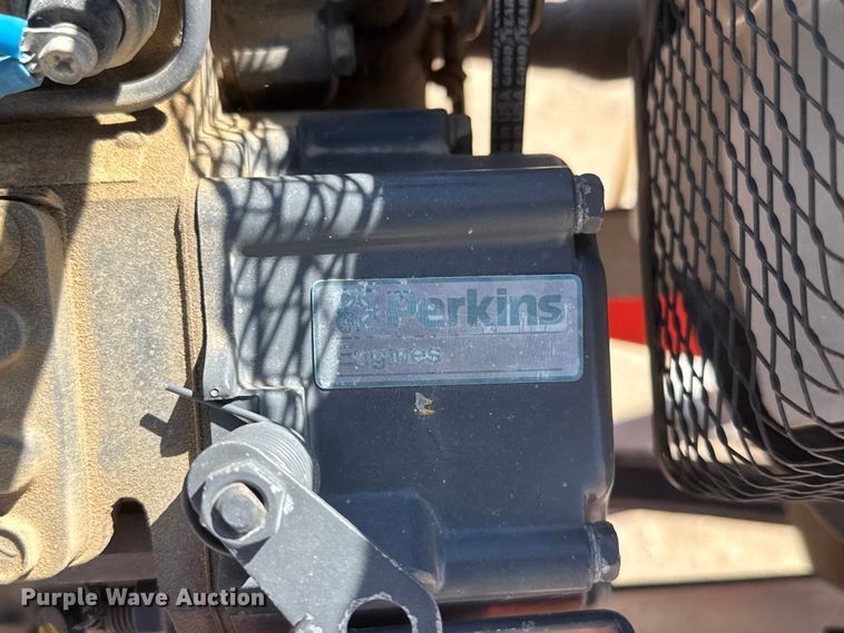 image for item ET1813 1999 Crafco EZ POUR 100D melter applicator