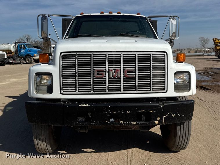 image for item ET1815 2000 GMC C6500 dump flatbed truck