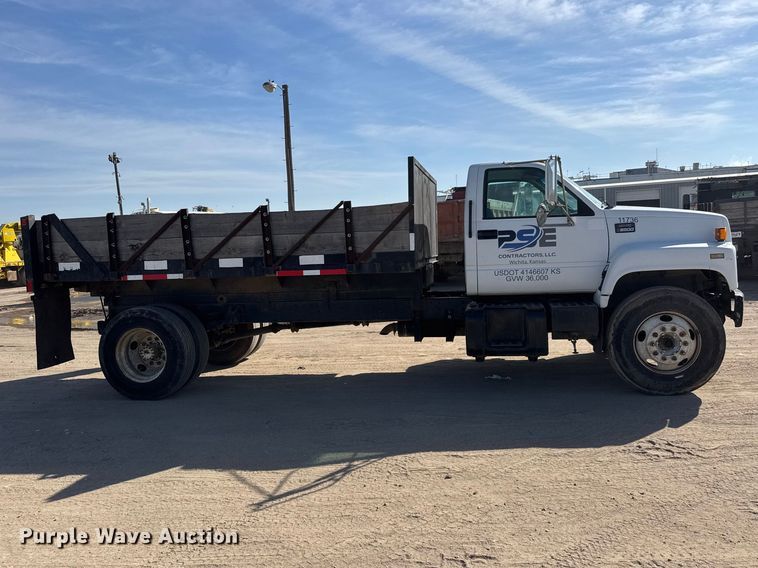 image for item ET1815 2000 GMC C6500 dump flatbed truck