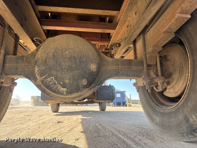 image for item ET1815 2000 GMC C6500 dump flatbed truck