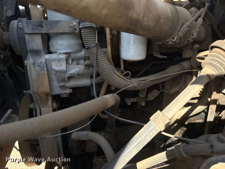 image for item ET1815 2000 GMC C6500 dump flatbed truck
