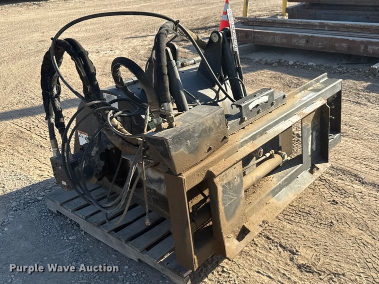 image for item ET1816 2017 Coneqtec AP760HD skid steer cold planer