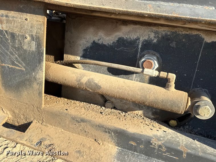 image for item ET1816 2017 Coneqtec AP760HD skid steer cold planer