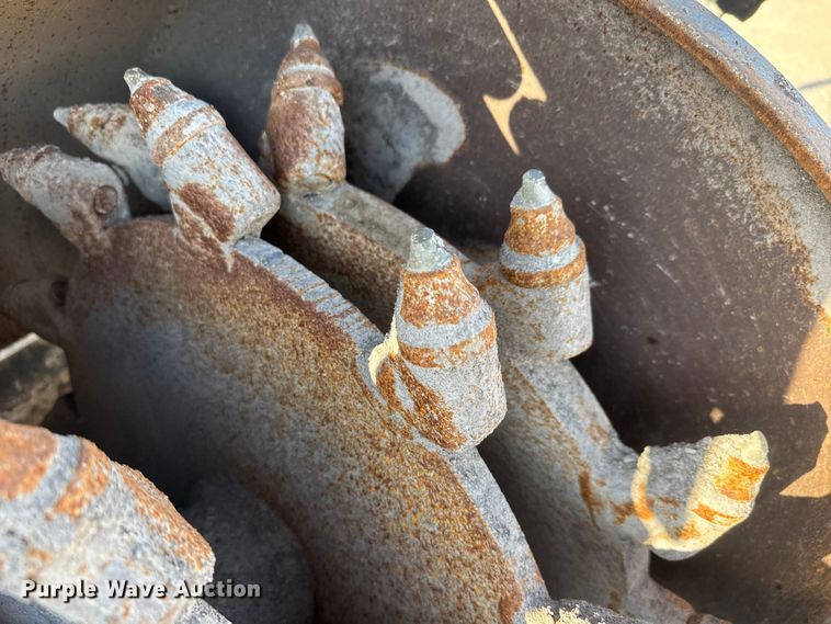 image for item ET1816 2017 Coneqtec AP760HD skid steer cold planer