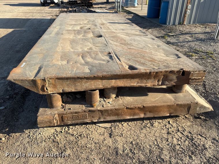 image for item ET1819 Trench box