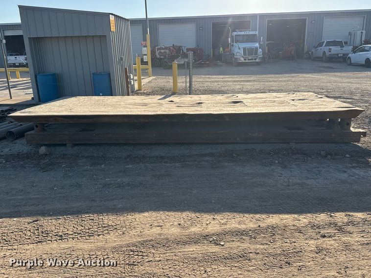 image for item ET1819 Trench box