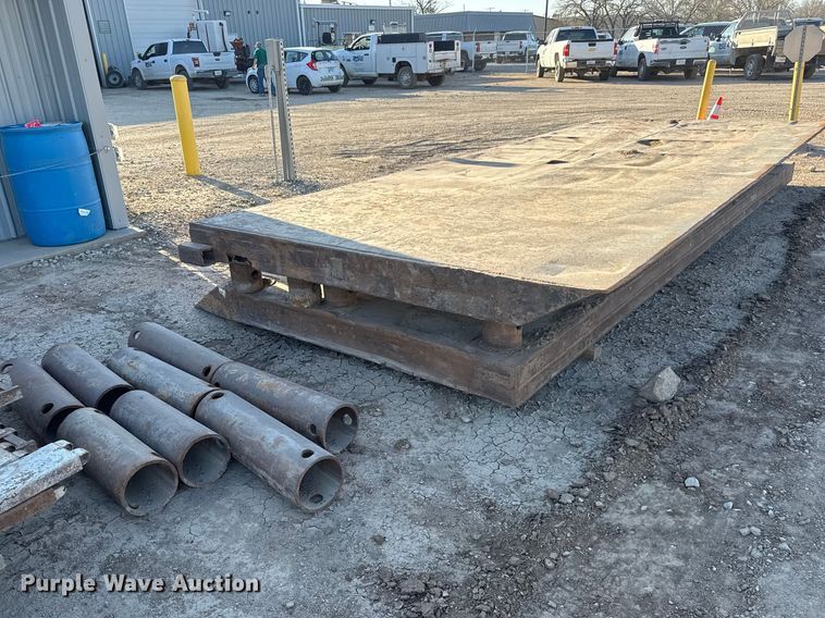 image for item ET1819 Trench box