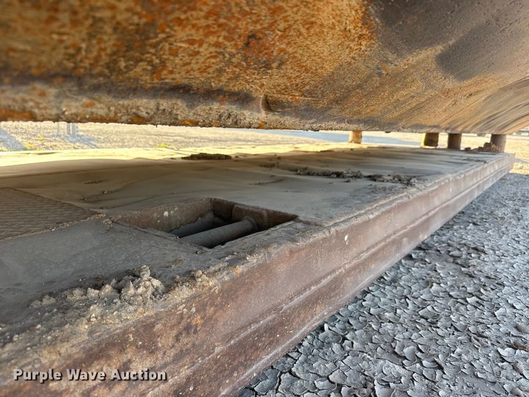 image for item ET1819 Trench box