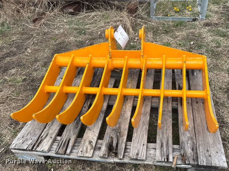 image for item ET1826 Excavator rake