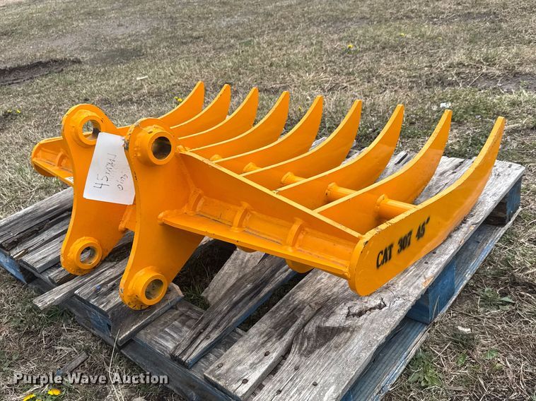 image for item ET1826 Excavator rake