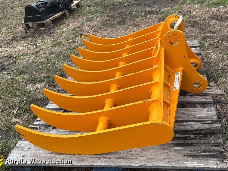 image for item ET1826 Excavator rake