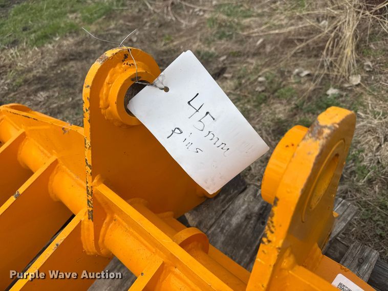 image for item ET1826 Excavator rake