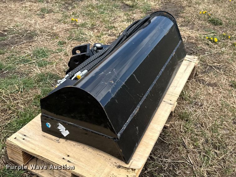 image for item ET1827 Excavator swivel bucket