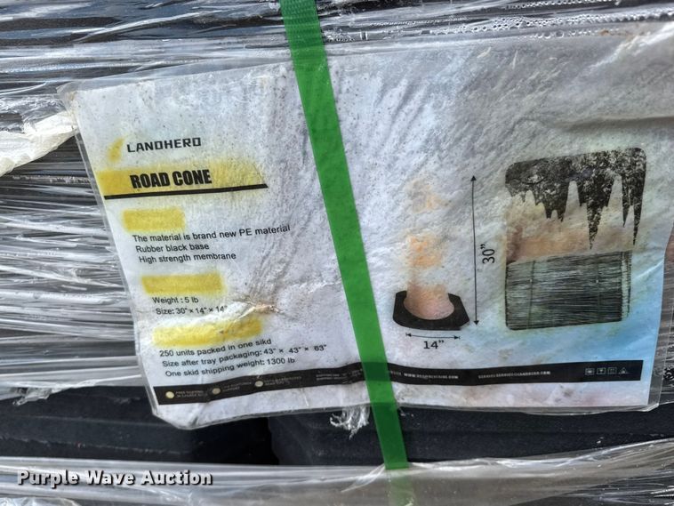 image for item ET1828 (250) Landherd Road Cone traffic cones