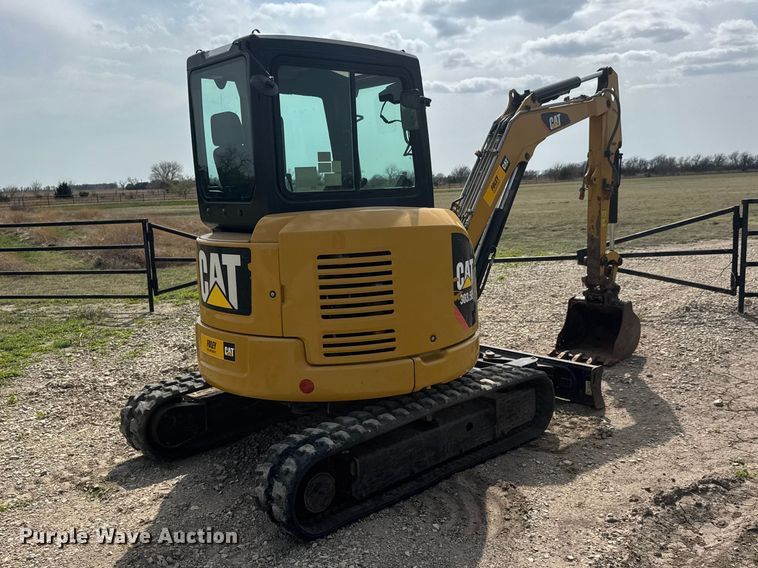 image for item ET1848 2015 Caterpillar 303.5E2 CR mini excavator