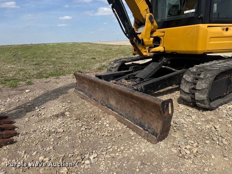 image for item ET1848 2015 Caterpillar 303.5E2 CR mini excavator