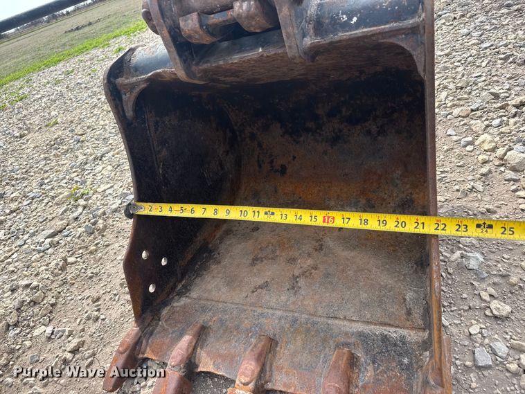 image for item ET1848 2015 Caterpillar 303.5E2 CR mini excavator